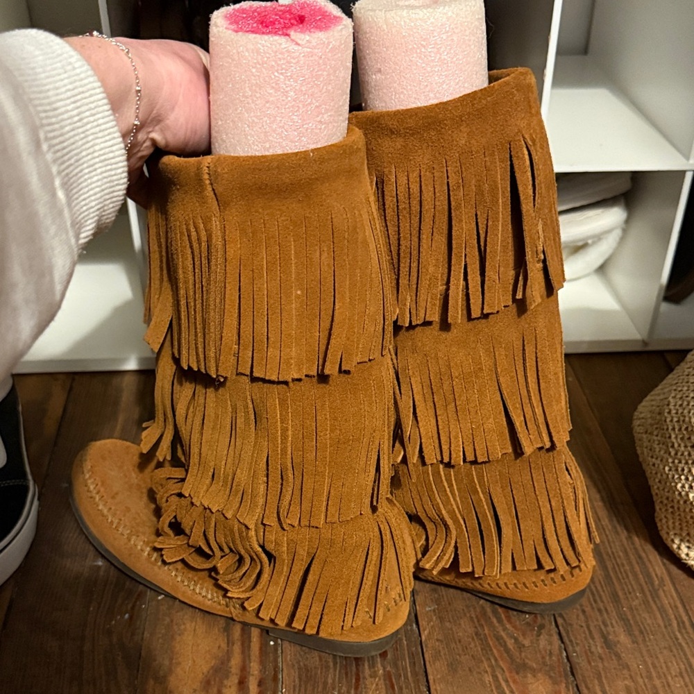 Fringe Suede Boots - Picture 3 of 3